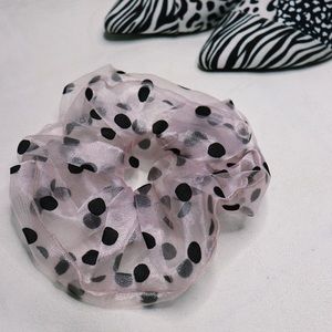 Oversized PolkaDot Organza Scrunchie in Light Pink